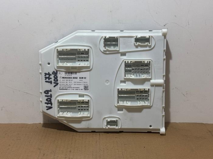 Usados Módulo de confort Mercedes A (177.0) 1.3 A-200 Turbo 16V Precio € 60,50 IVA incluido ofrecido por Autoparts Van De Velde
