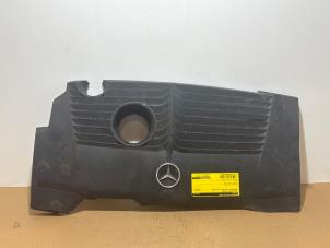 Abdeckblech Motor van een Mercedes-Benz B (W246/W242) 1.6 B-180 BlueEFFICIENCY Turbo 16V 2018