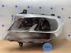 Neuf Phare gauche Mercedes Sprinter 5t (907.6) 311 CDI 2.0 D RWD Prix € 320,65 Prix TTC proposé par Autoparts Van De Velde