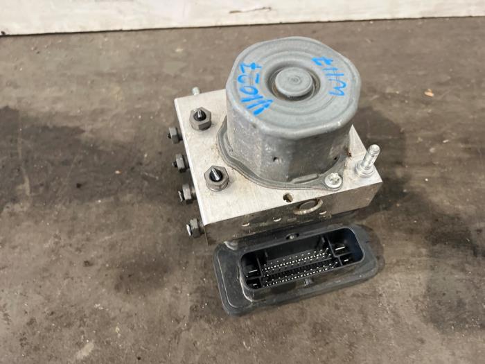 Gebrauchte ABS Pumpe Mercedes CLA (117.3) 2.2 CLA-200 CDI, 200 d 16V Preis € 108,90 Mit Mehrwertsteuer angeboten von Autoparts Van De Velde