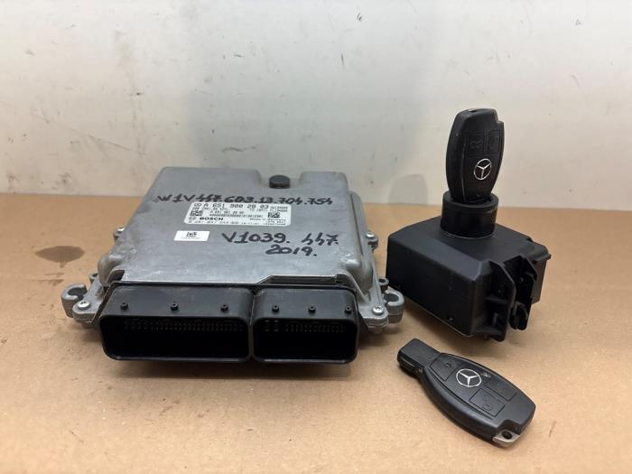 Used Ignition lock + computer Mercedes Vito (447.6) 2.2 119 CDI 16V BlueTEC 4x4 Price € 181,50 Inclusive VAT offered by Autoparts Van De Velde