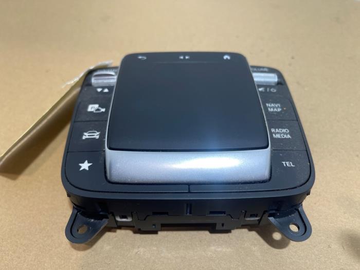 Used On-board computer controller Mercedes GLB (247.6) 2.0 GLB-180d Price € 78,65 Inclusive VAT offered by Autoparts Van De Velde