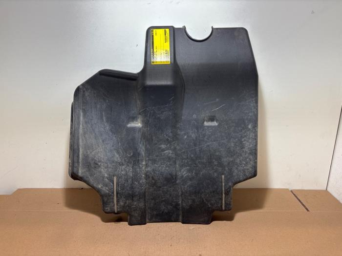 Gebrauchte Abdeckblech Motor Mercedes Vito (447.6) 2.2 119 CDI 16V BlueTEC 4x4 Preis € 36,30 Mit Mehrwertsteuer angeboten von Autoparts Van De Velde