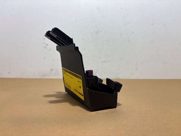 Usagé Module USB Mercedes A (177.0) 1.3 A-200 Turbo 16V Prix € 30,25 Prix TTC proposé par Autoparts Van De Velde