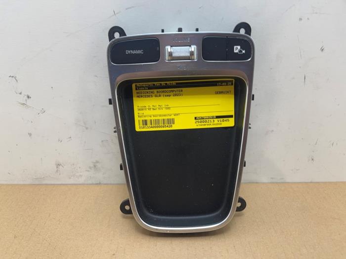 Used On-board computer controller Mercedes GLA (H247) 1.3 250 e Turbo 16V Price € 102,85 Inclusive VAT offered by Autoparts Van De Velde
