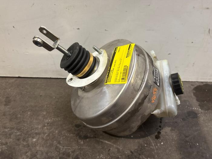 Usados Servofreno Mercedes C (W205) C-200 2.0 CGI 16V Precio € 90,75 IVA incluido ofrecido por Autoparts Van De Velde