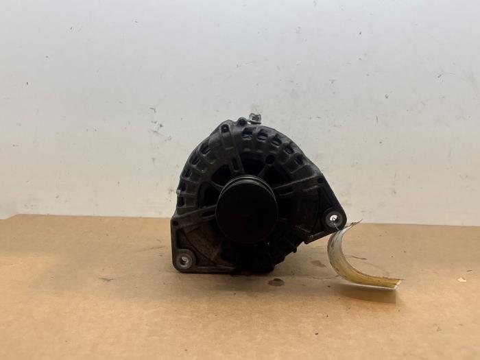 Begagnade Dynamo Mercedes G AMG (463) 5.5 G 63 AMG V8 32V Pris € 90,75 Inklusive moms erbjuds av Autoparts Van De Velde