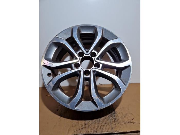 Używane Obrecz Mercedes C (W205) C-200 2.0 Turbo 16V 4-Matic Cena € 72,60 Z VAT oferowane przez Autoparts Van De Velde