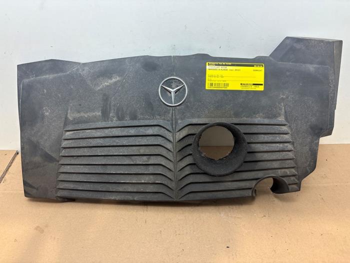 Used Engine cover Mercedes B (W246/W242) 1.6 B-180 BlueEFFICIENCY Turbo 16V Price € 36,30 Inclusive VAT offered by Autoparts Van De Velde