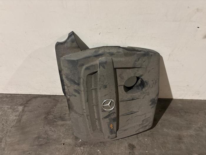 Usados Cobertor motor Mercedes B (W246/W242) 1.8 B-200 CDI BlueEFFICIENCY 16V Precio € 90,75 IVA incluido ofrecido por Autoparts Van De Velde