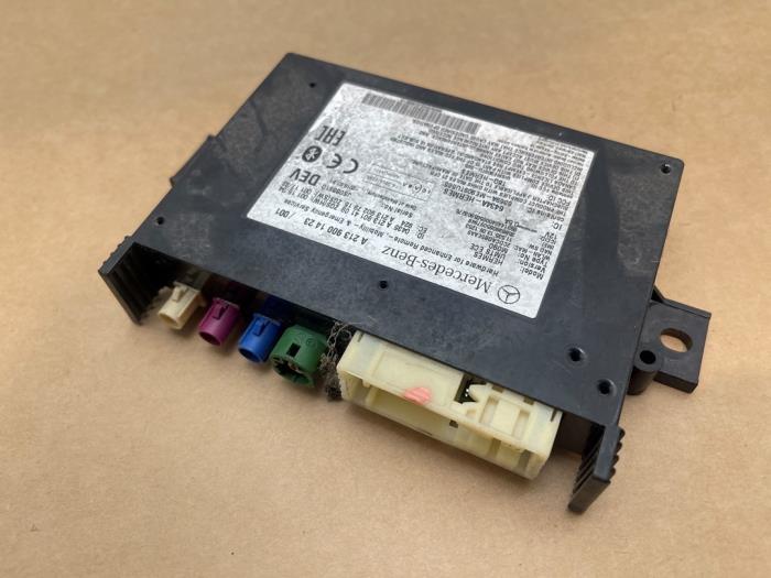 Usados Módulo de teléfono Mercedes X (470) 250d 16V 4-Matic Precio € 175,45 IVA incluido ofrecido por Autoparts Van De Velde