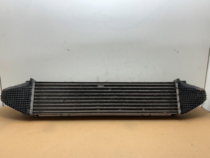 Usados Intercooler Mercedes E Estate (S212) E-200 CDI 16V BlueEfficiency,BlueTEC Precio € 60,50 IVA incluido ofrecido por Autoparts Van De Velde