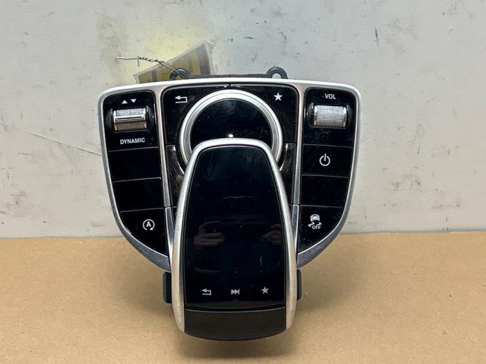 Used On-board computer controller Mercedes X (470) 250d 16V 4-Matic Price € 90,75 Inclusive VAT offered by Autoparts Van De Velde