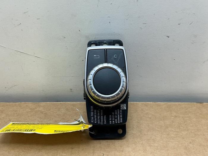 Used On-board computer controller Mercedes GLA (156.9) 2.2 200 CDI, d 16V 4-Matic Price € 36,30 Inclusive VAT offered by Autoparts Van De Velde