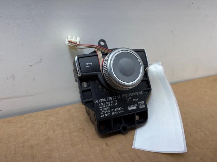 Used On-board computer controller Mercedes C (W204) 2.2 C-220 CDI 16V Price € 90,75 Inclusive VAT offered by Autoparts Van De Velde