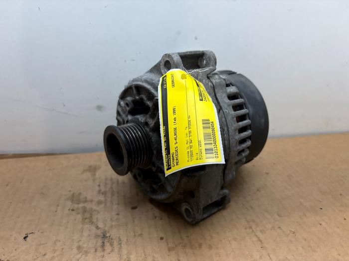 Used Dynamo Mercedes S (W220) 3.2 S-320 18V Price € 60,50 Inclusive VAT offered by Autoparts Van De Velde