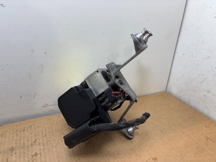 Usagé Bloc ABS Mercedes S (W220) 3.2 S-320 18V Prix € 151,25 Prix TTC proposé par Autoparts Van De Velde