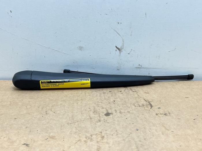 Rear wiper blade