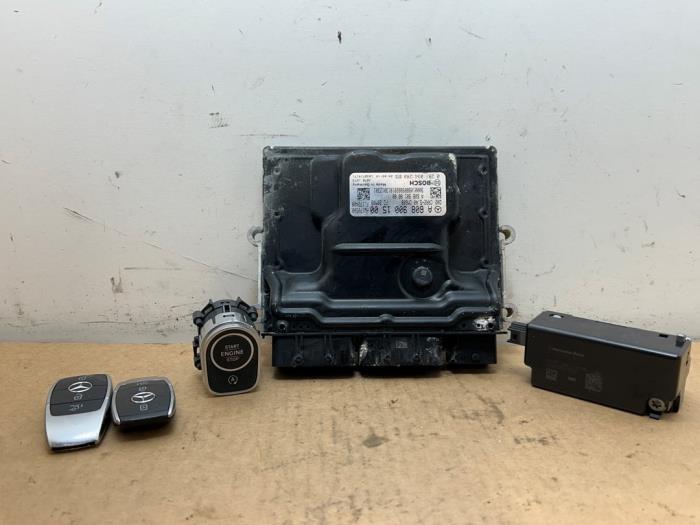 Used Ignition lock + computer Mercedes CLA (118.3) 1.5 CLA-180d Price € 151,25 Inclusive VAT offered by Autoparts Van De Velde
