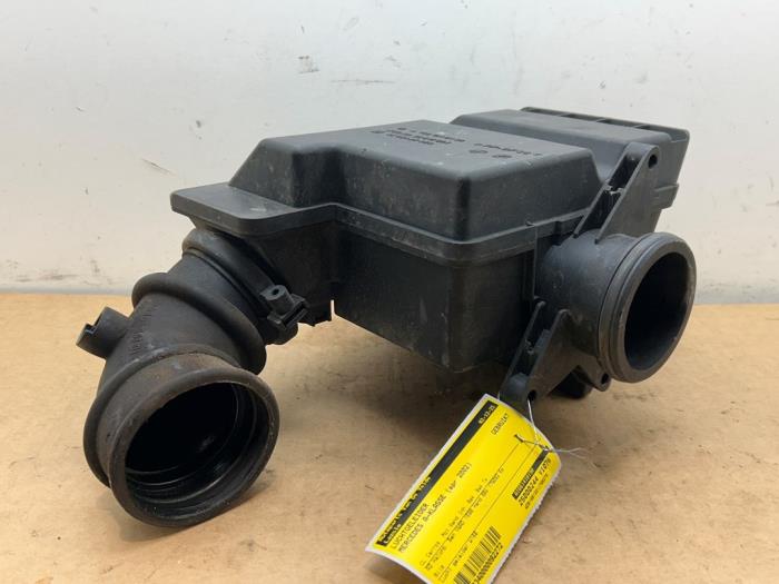 Begagnade Lufttratt Mercedes A (W168) 1.6 A-160 Pris € 42,35 Inklusive moms erbjuds av Autoparts Van De Velde