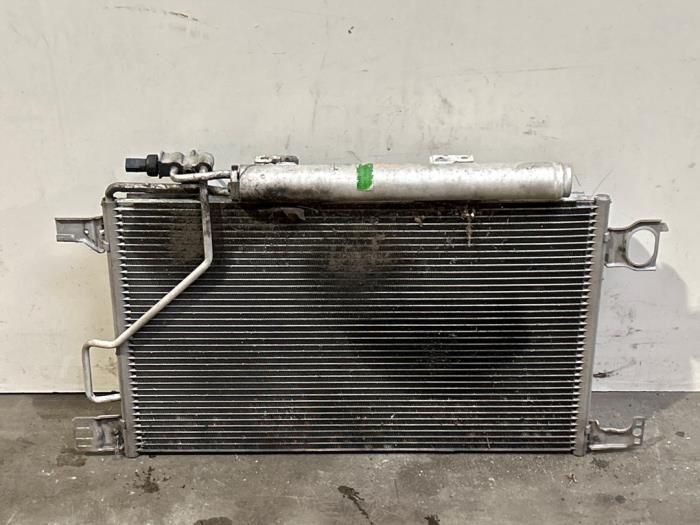 Gebrauchte Klima Kondensor Mercedes C Sportcoupé (C203) 1.8 C-180K 16V Preis € 108,90 Mit Mehrwertsteuer angeboten von Autoparts Van De Velde