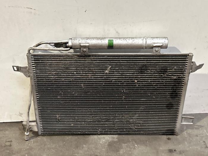 Gebrauchte Klima Kondensor Mercedes B (W245) 2.0 B-180 CDI 16V Preis € 60,50 Mit Mehrwertsteuer angeboten von Autoparts Van De Velde