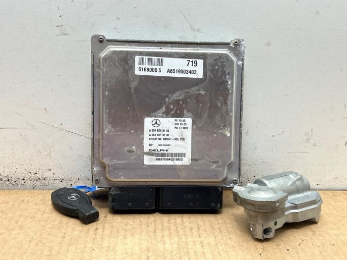 Used Ignition lock + computer Mercedes Sprinter 3,5t (906.63) 314 CDI 16V Price € 242,00 Inclusive VAT offered by Autoparts Van De Velde