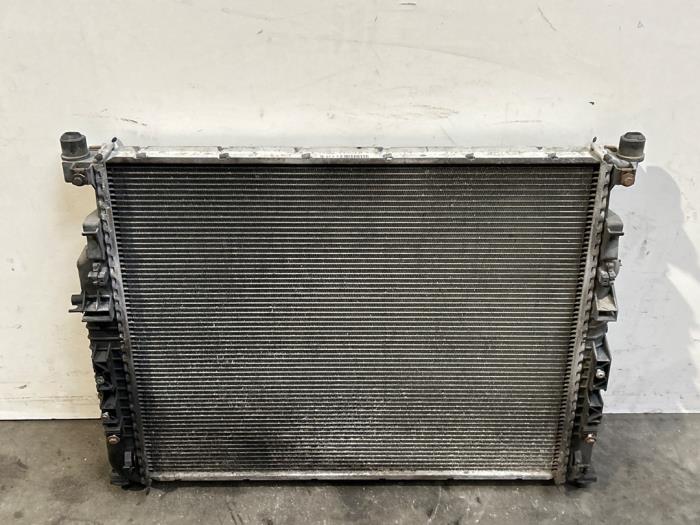 Usagé Radiateur Mercedes R (W251) 3.0 280 CDI 24V 4-Matic Prix € 108,90 Prix TTC proposé par Autoparts Van De Velde