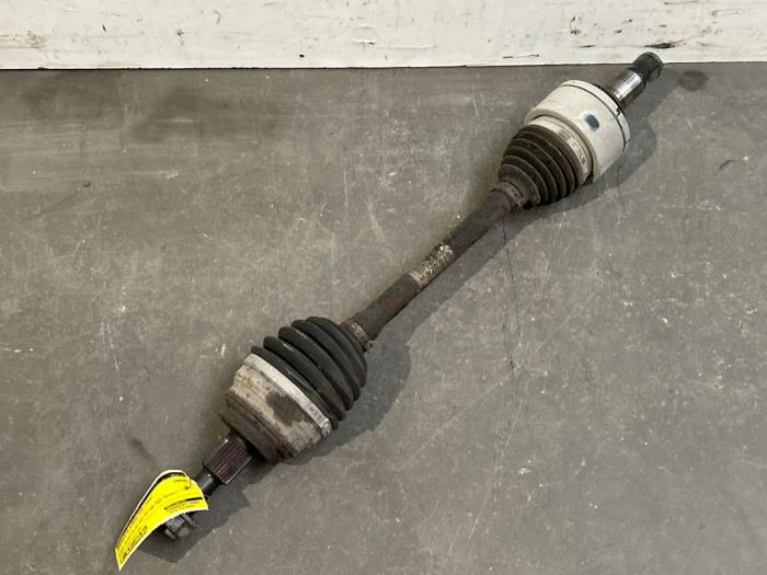 Gebrauchte Antriebswelle links vorne Mercedes R (W251) 3.0 280 CDI 24V 4-Matic Preis € 302,50 Mit Mehrwertsteuer angeboten von Autoparts Van De Velde
