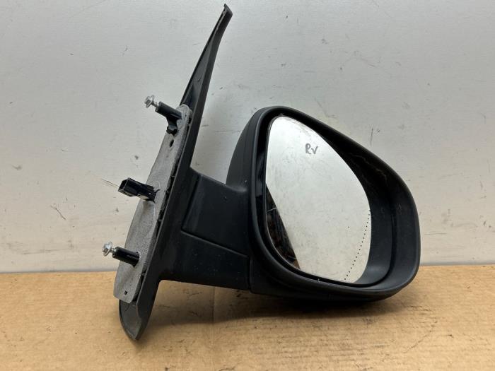 Usados Retrovisor externo derecha Mercedes Citan (415.6) 1.5 109 CDI Precio € 60,50 IVA incluido ofrecido por Autoparts Van De Velde