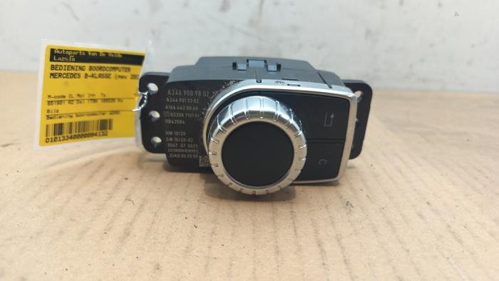 Usagé Commande ordinateur de bord Mercedes B (W246/W242) 1.8 B-180 CDI BlueEFFICIENCY 16V Prix € 36,30 Prix TTC proposé par Autoparts Van De Velde