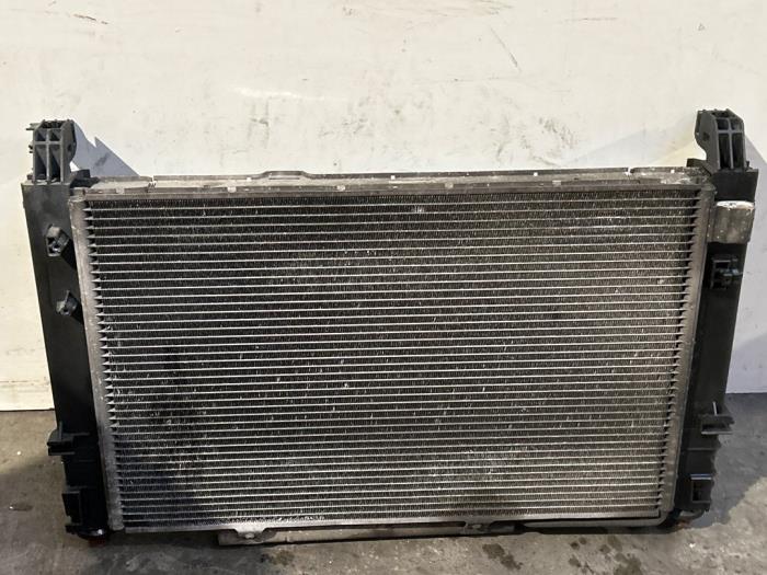 Gebrauchte Kühler Mercedes B (W245) 2.0 B-200 CDI 16V Preis € 60,50 Mit Mehrwertsteuer angeboten von Autoparts Van De Velde