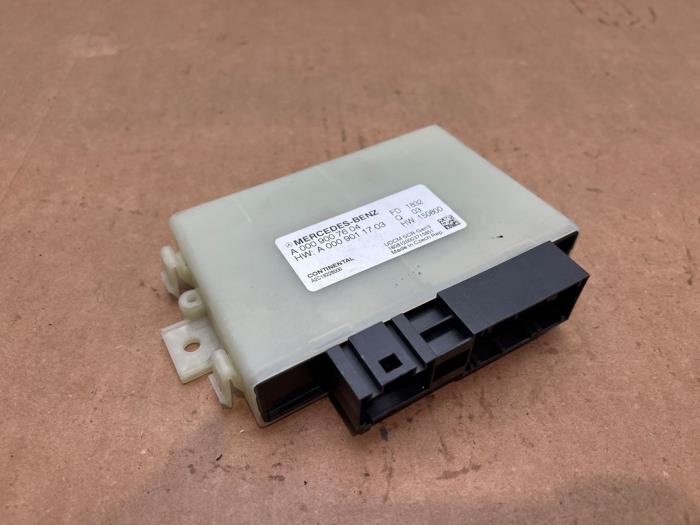 Usagé Module pompe carburant Mercedes A (177.0) 1.5 A-180d Prix € 60,50 Prix TTC proposé par Autoparts Van De Velde