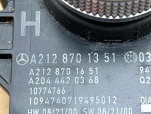 Commande ordinateur de bord d'un Mercedes-Benz E Estate (S212) E-200 CDI 16V BlueEfficiency,BlueTEC 2009