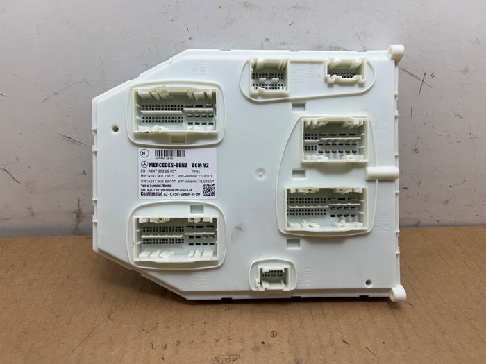 Usados Módulo de confort Mercedes A (177.0) 1.3 A-200 Turbo 16V Precio € 108,90 IVA incluido ofrecido por Autoparts Van De Velde