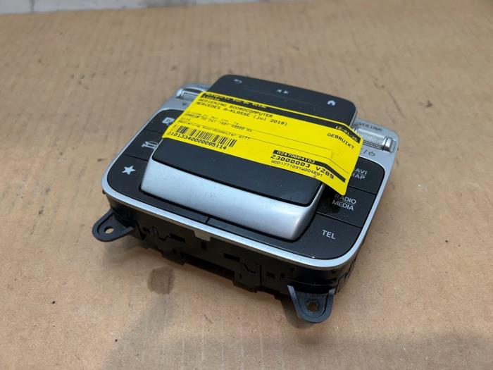 Used On-board computer controller Mercedes A Limousine (177.1) 1.5 A-180d Price € 90,75 Inclusive VAT offered by Autoparts Van De Velde
