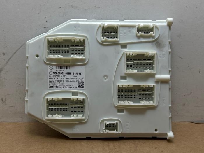 Usados Módulo de confort Mercedes A (177.0) 1.5 A-180d Precio € 60,50 IVA incluido ofrecido por Autoparts Van De Velde
