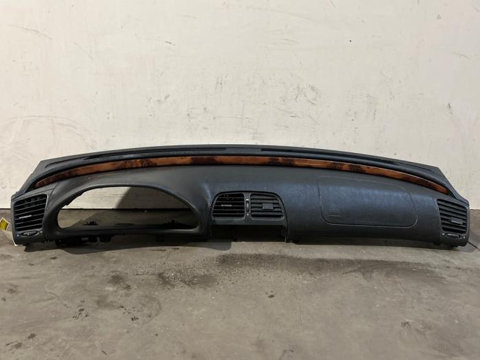Używane Panel Mercedes CLK (R208) 2.0 200 16V Cena € 302,50 Z VAT oferowane przez Autoparts Van De Velde