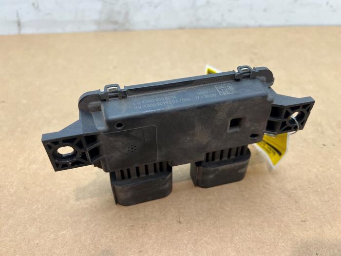 Usagé Module pompe carburant Mercedes A (177.0) 1.5 A-180d Prix € 30,25 Prix TTC proposé par Autoparts Van De Velde