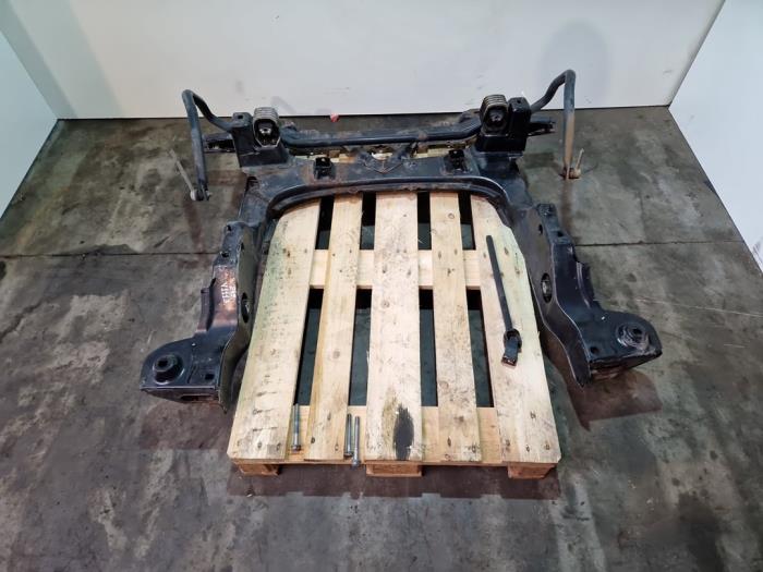 Used Subframe Mercedes B (W245) 2.0 B-200 CDI 16V Price € 332,75 Inclusive VAT offered by Autoparts Van De Velde
