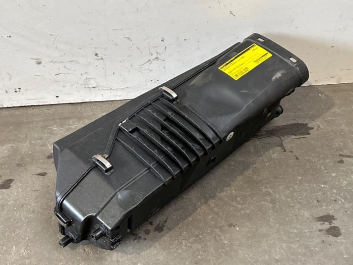 Begagnade Luftfilterhus Mercedes E (W211) 2.2 E-200 CDI 16V Pris € 36,30 Inklusive moms erbjuds av Autoparts Van De Velde