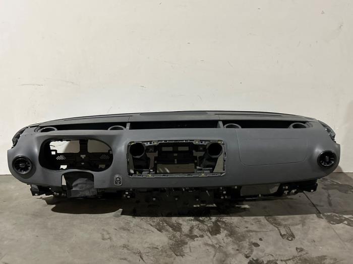 Używane Panel Mercedes Sprinter 3,5t (907.6/910.6) 315 CDI 2.0 D RWD Cena € 272,25 Z VAT oferowane przez Autoparts Van De Velde