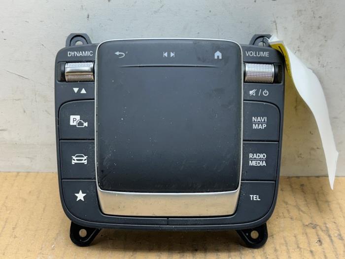 Usagé Commande ordinateur de bord Mercedes B (W247) 1.3 B-180 Turbo 16V Prix € 78,65 Prix TTC proposé par Autoparts Van De Velde