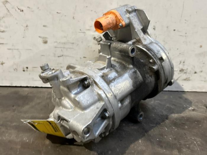 Gebrauchte Klimapumpe Mercedes C Estate (S206) C-300 de 2.0 Turbo 16V Preis € 484,00 Mit Mehrwertsteuer angeboten von Autoparts Van De Velde