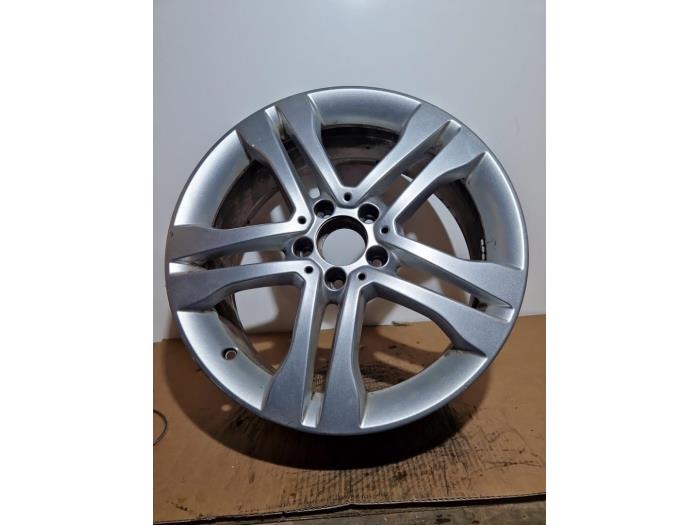 Używane Obrecz Mercedes GLA (156.9) 1.6 180 16V Cena € 127,05 Z VAT oferowane przez Autoparts Van De Velde