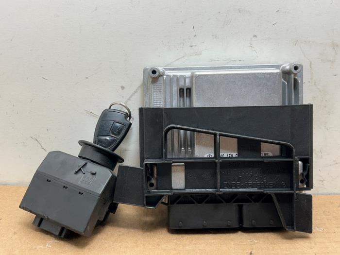 Used Ignition lock + computer Mercedes E Combi (S211) 2.2 E-220 CDI 16V Price € 242,00 Inclusive VAT offered by Autoparts Van De Velde