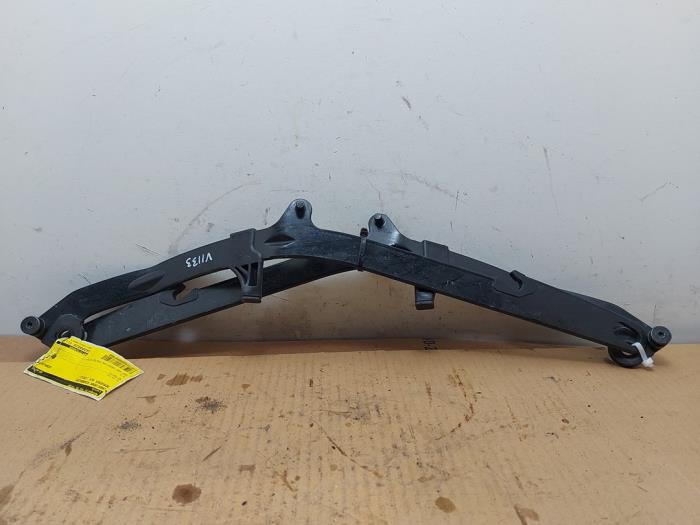 Convertible roof hinge