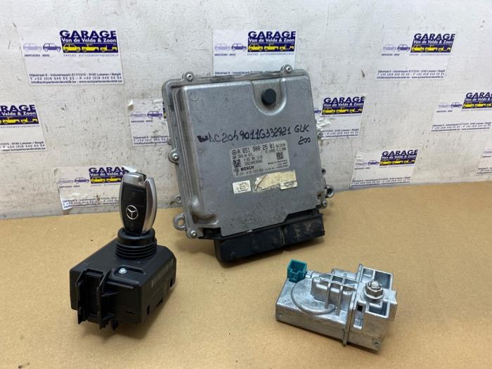 Used Ignition lock + computer Mercedes GLK (204.7/9) 2.2 200 CDI 16V BlueEfficiency Price € 181,50 Inclusive VAT offered by Autoparts Van De Velde