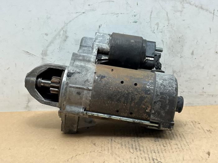 Used Starter Mercedes S (W220) 3.2 S-320 CDI 24V Price € 60,50 Inclusive VAT offered by Autoparts Van De Velde