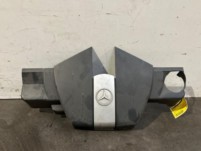 Gebrauchte Abdeckblech Motor Mercedes SL (R230) 3.7 SL-350 V6 18V Preis € 102,85 Mit Mehrwertsteuer angeboten von Autoparts Van De Velde